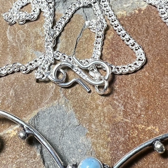 Swiss green opal & Larimar dragonfly necklace - Picture 4 of 5